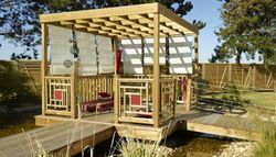 Pèrgoles de fusta tractada a l’autoclau a mida