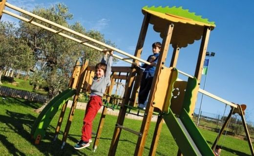 Parcs infantils per a ajuntaments, col·legis i restaurants