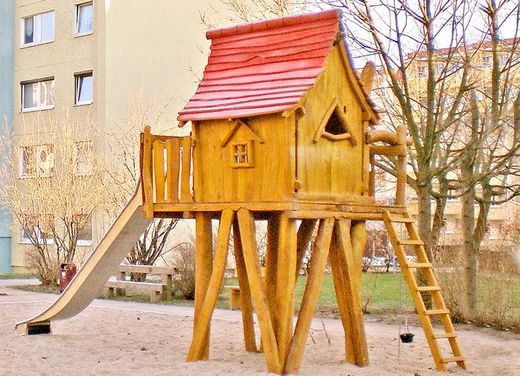 Cabana fusta de Robinia BRUIXA AMB TOBOGAN 150