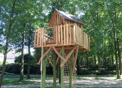 Cabanya fusta de Robinia ESCALADA