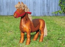 Figura de Robínia PONY