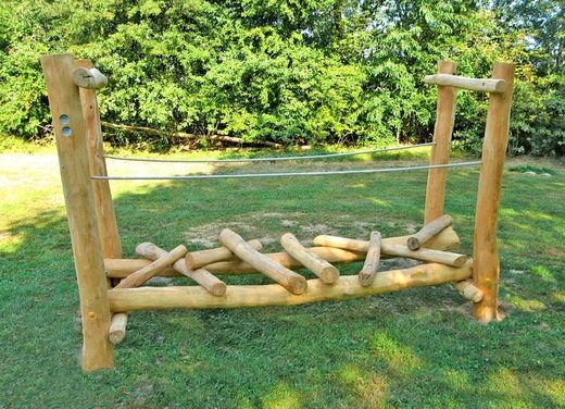 Joc d´escalada de fusta de Robinia PISTA DE PAL