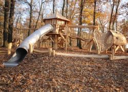 Joc infantil de fusta de Robinia Castell GRETHEN