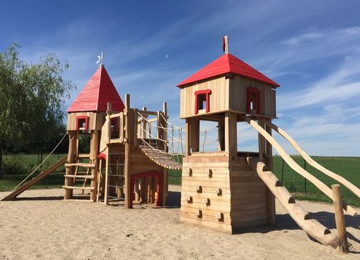 Juego infantil de madera de Robinia Castillo LADRÓN