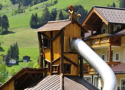 Juego infantil de madera de Robinia Castillo MINA DE AVENTURA