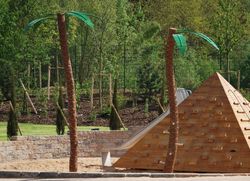 Joc infantil de fusta de robínia Egipci PALMERES