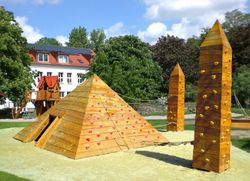 Joc infantil de fusta de robínia Egipci PIRÀMIDE