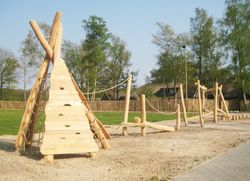 Joc infantil de fusta de robínia Indi CIRCUIT ESCALADA