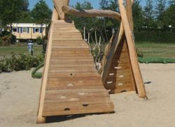 Joc infantil de fusta de robinia Indi BOTIGUES AMB XARXA