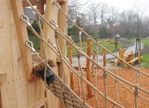 Joc infantil de fusta de Robinia torreta multijoc ESCALADA