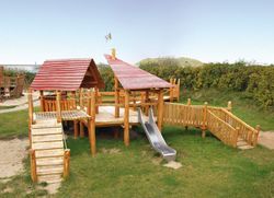 Joc infantil de fusta de Robinia Torreta multijoc INCLUSIUS SYLT