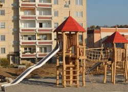 Joc infantil de fusta de Robinia torreta multijoc MAMUT
