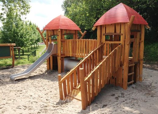 Joc infantil de fusta de Robinia torreta multijoc PINACLE