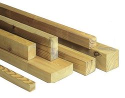 Rastrells de fusta tractada