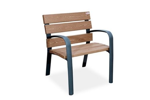 Cadira MODE C-106 CADIRA de fusta amb peus en fosa