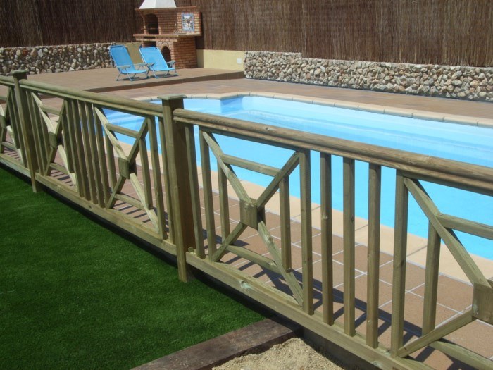 Valla creu de St. Andreu para piscinas